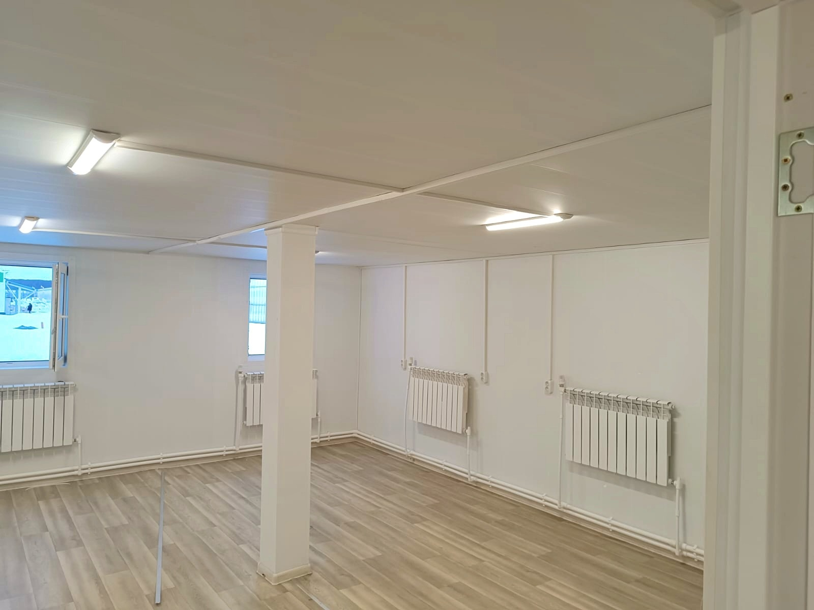 Внутренняя отделка здания из блок контейнеров