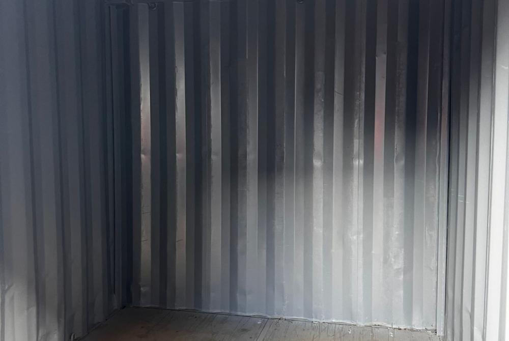 Морской контейнер бу 10 футов внутри