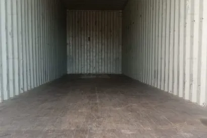 Морской контейнер бу 40 футов внутри