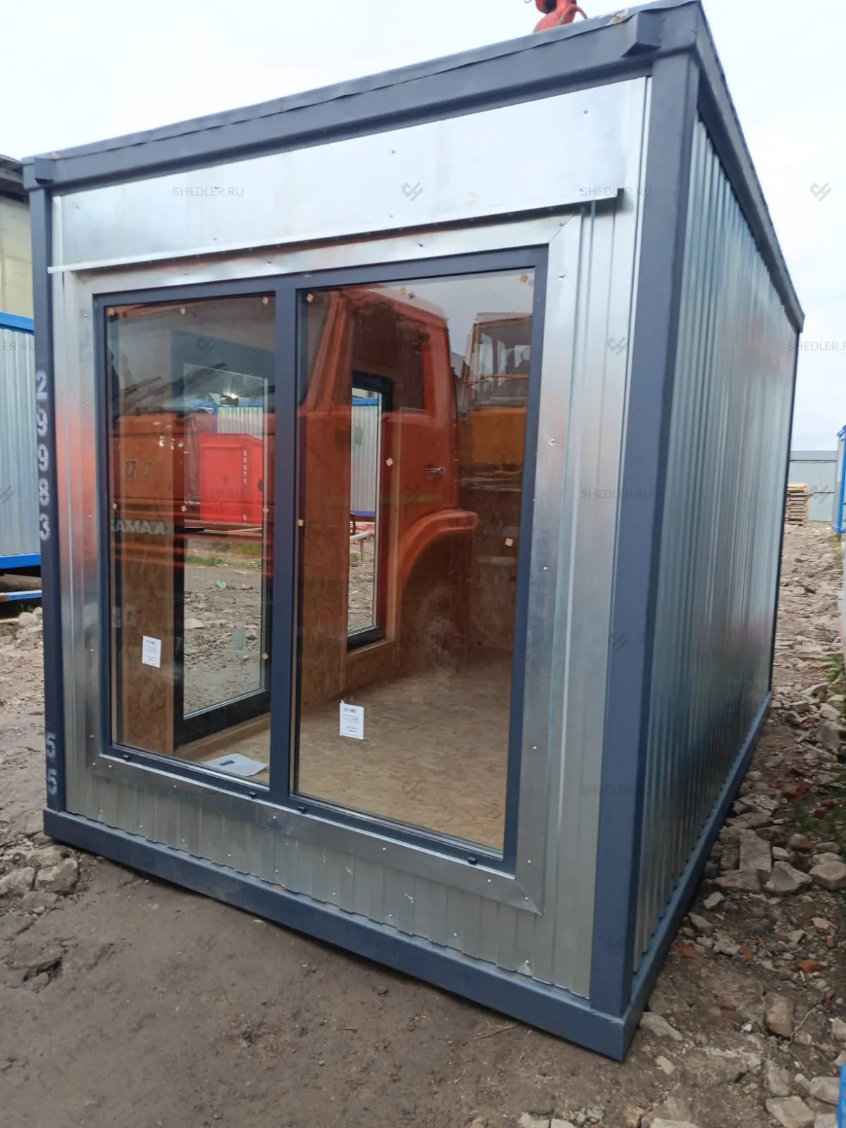 Блок-контейнер SHEDLER с окнами-витринами