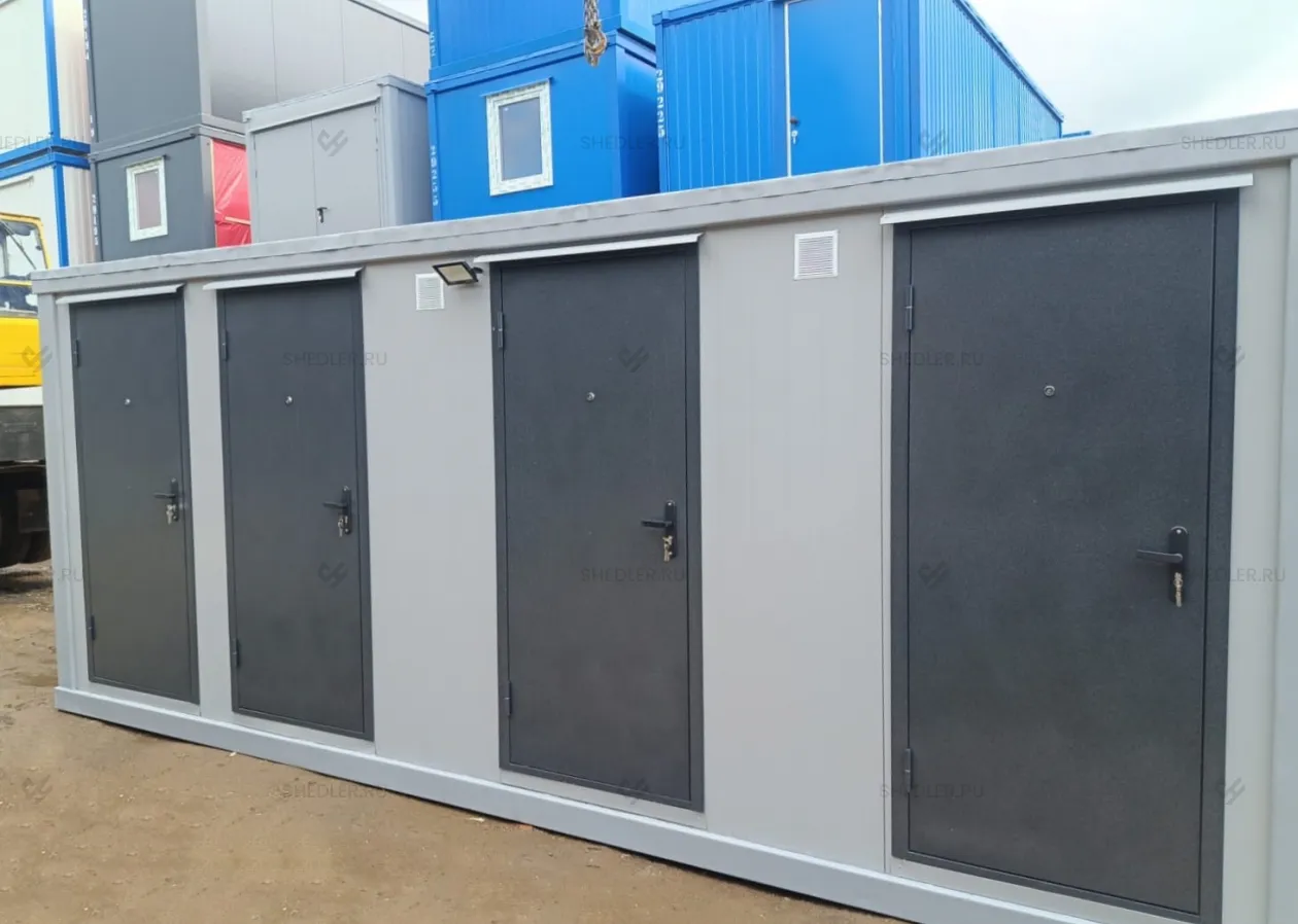 Сантехнический блок-контейнер с двумя туалетами и душевыми в Сочи