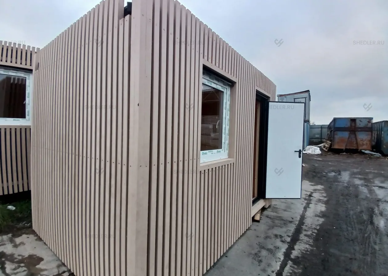 Два блок-контейнера с декоративной отделкой стен