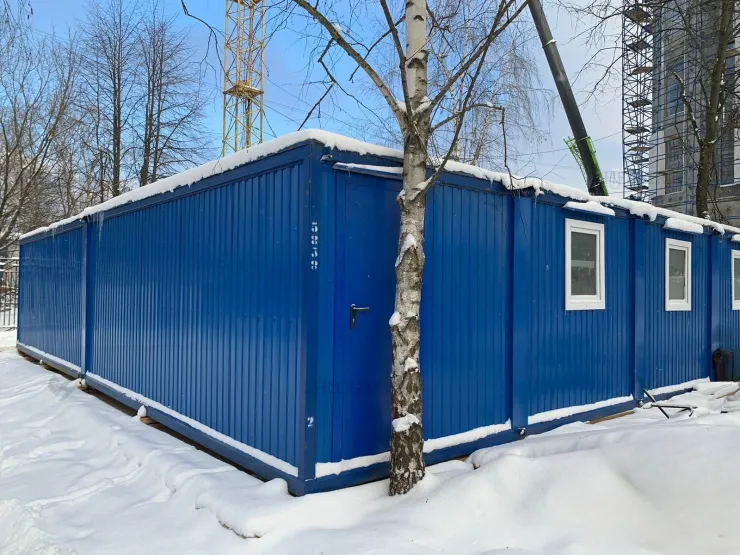 Компактная столовая из 8-ми блок-контейнеров в Москве