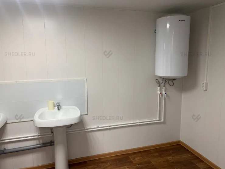 Эргономичное модульное здание из 5-ти блок-контейнеров в г. Москва