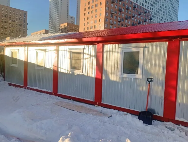 Уникальный штаб строительства из 5 блок контейнеров в г. Москва, ул. Синельниковская