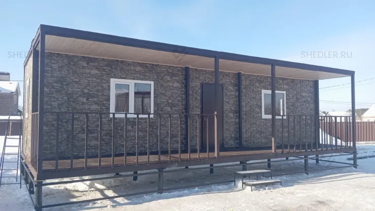 Дом с отделкой "под камень" в г. Коломна