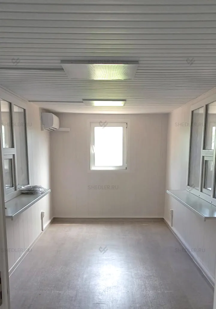 Модульное двухэтажное здание SHEDLER из 26-ти блок-контейнеров на ЖД станции Белый Раст из сэндвич-панелей