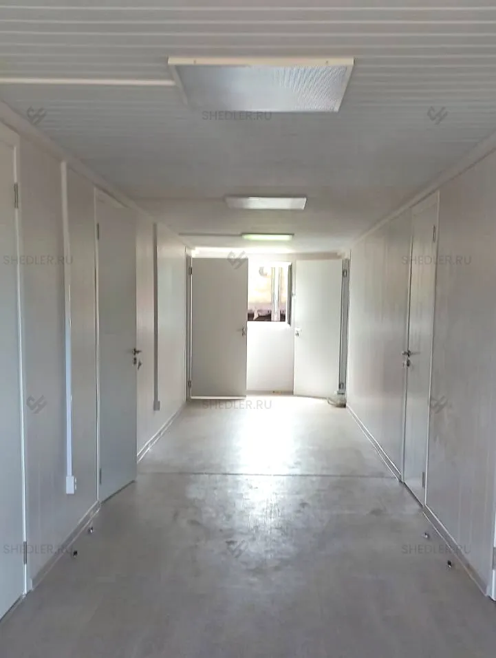 Модульное двухэтажное здание SHEDLER из 26-ти блок-контейнеров на ЖД станции Белый Раст из СП