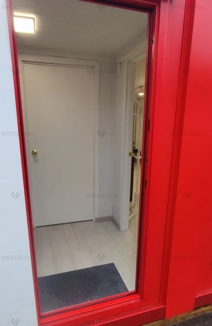 Модульный офис из 5 блок-контейнеров вход