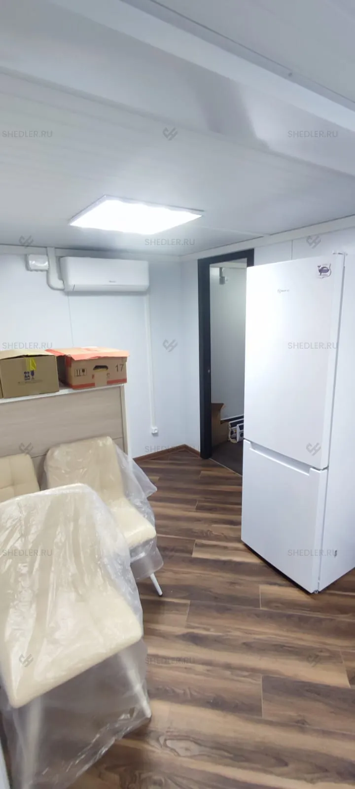 Модульное здание из 10 блок-контейнеров из сэндвич-панелей в Московской области Сергиев Посад холодильник