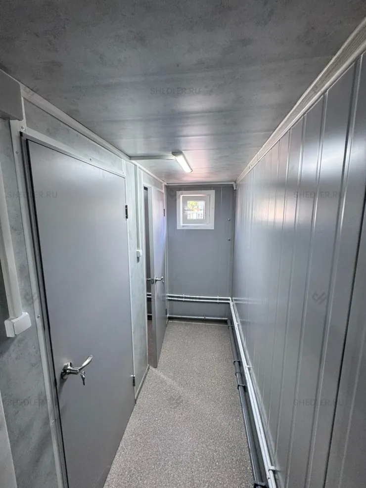 Модульное здание из 36 блок-контейнеров в Москве