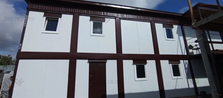 Надежное модульное здание из 8-и блок-контейнеров в Москве