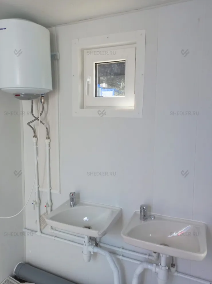 Утепленный сантехнический блок-контейнер на основе БК-04 ПВХ в Московской области