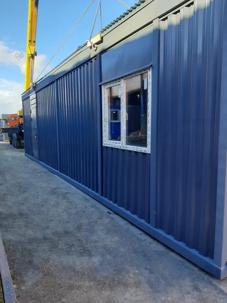 Блок-контейнер с дополнительным оборудованием