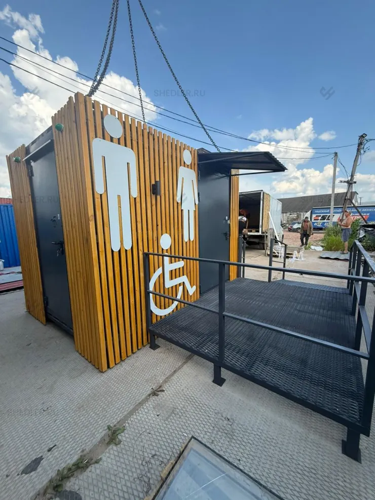 Внешняя отделка модульного туалета