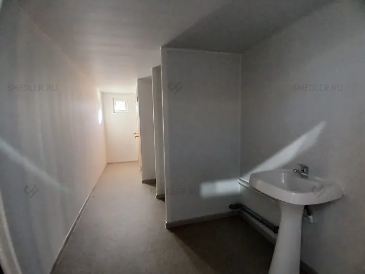 Сантехнический блок-контейнер Shedler СБК-05 из профнастила в Москве с санузлами