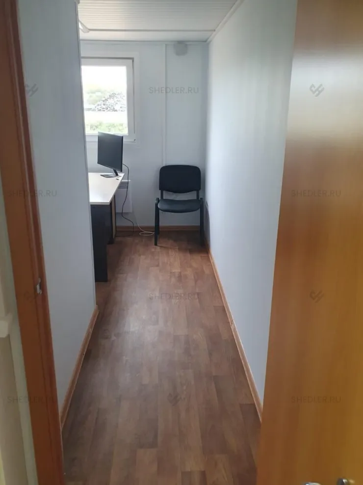 Модульное двухэтажное здание из 10 блок-контейнеров внутри