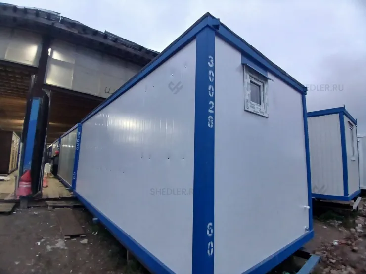 4 сантехнических блок-контейнера для заказчика