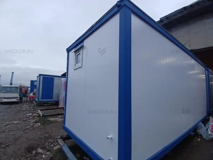 Сантехнический блок-контейнер с душевыми