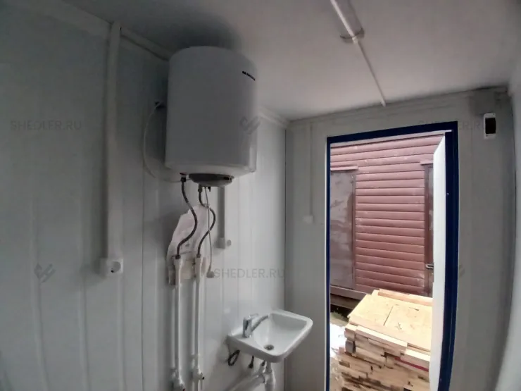 Оборудование в блок-контейнере