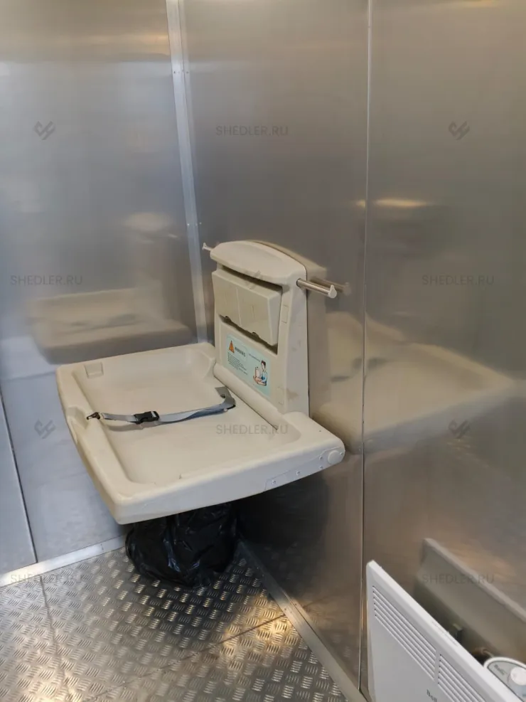 Внутреннее оснащение модульного туалета