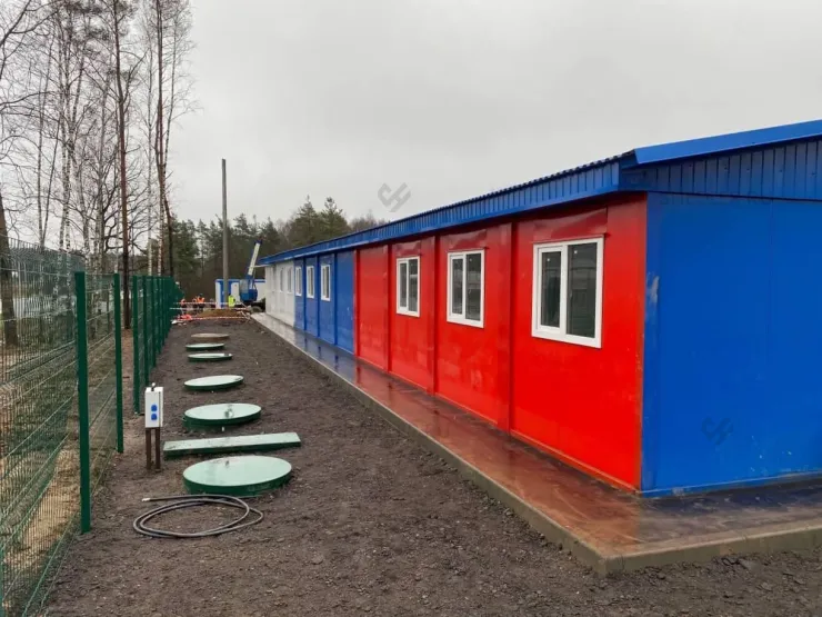 Жилое здание из 65-ти блок-контейнеров